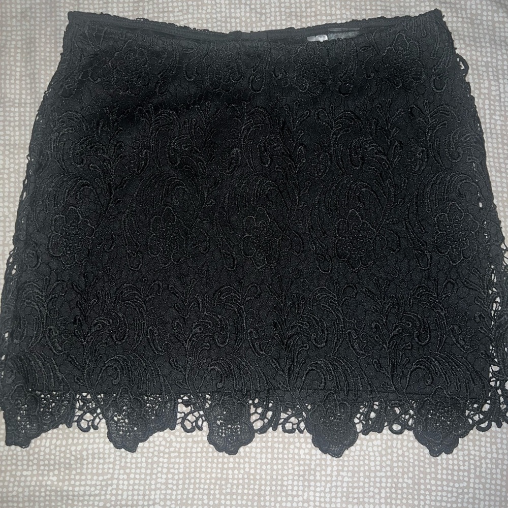 H&M black lace mini skirt